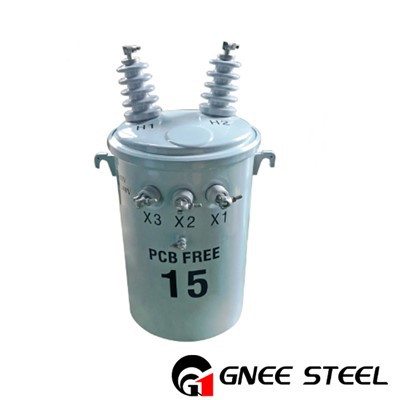 Tiang dipasang transformer